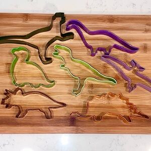 Dinosaur cookie cutter set of 7
